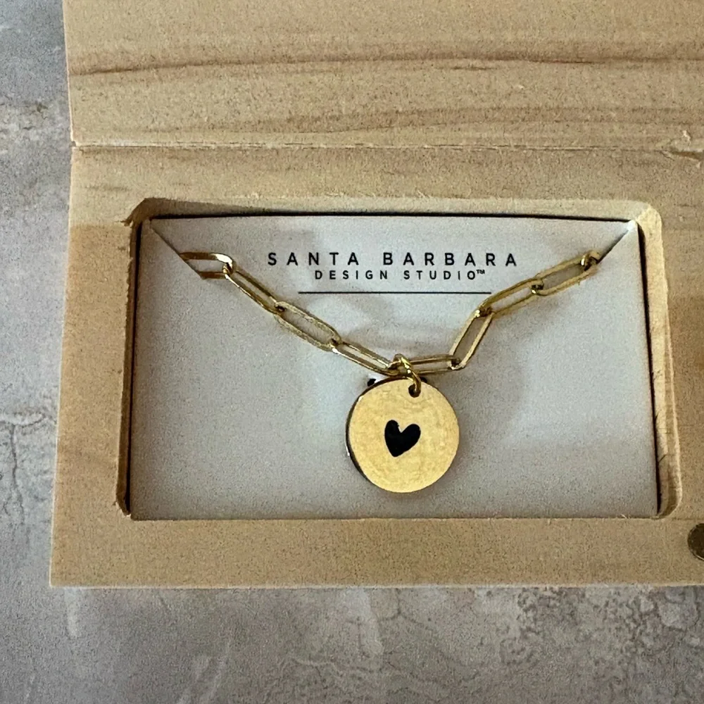 Chain link necklace Gold pendant necklace with heart - Picture 3 of 4